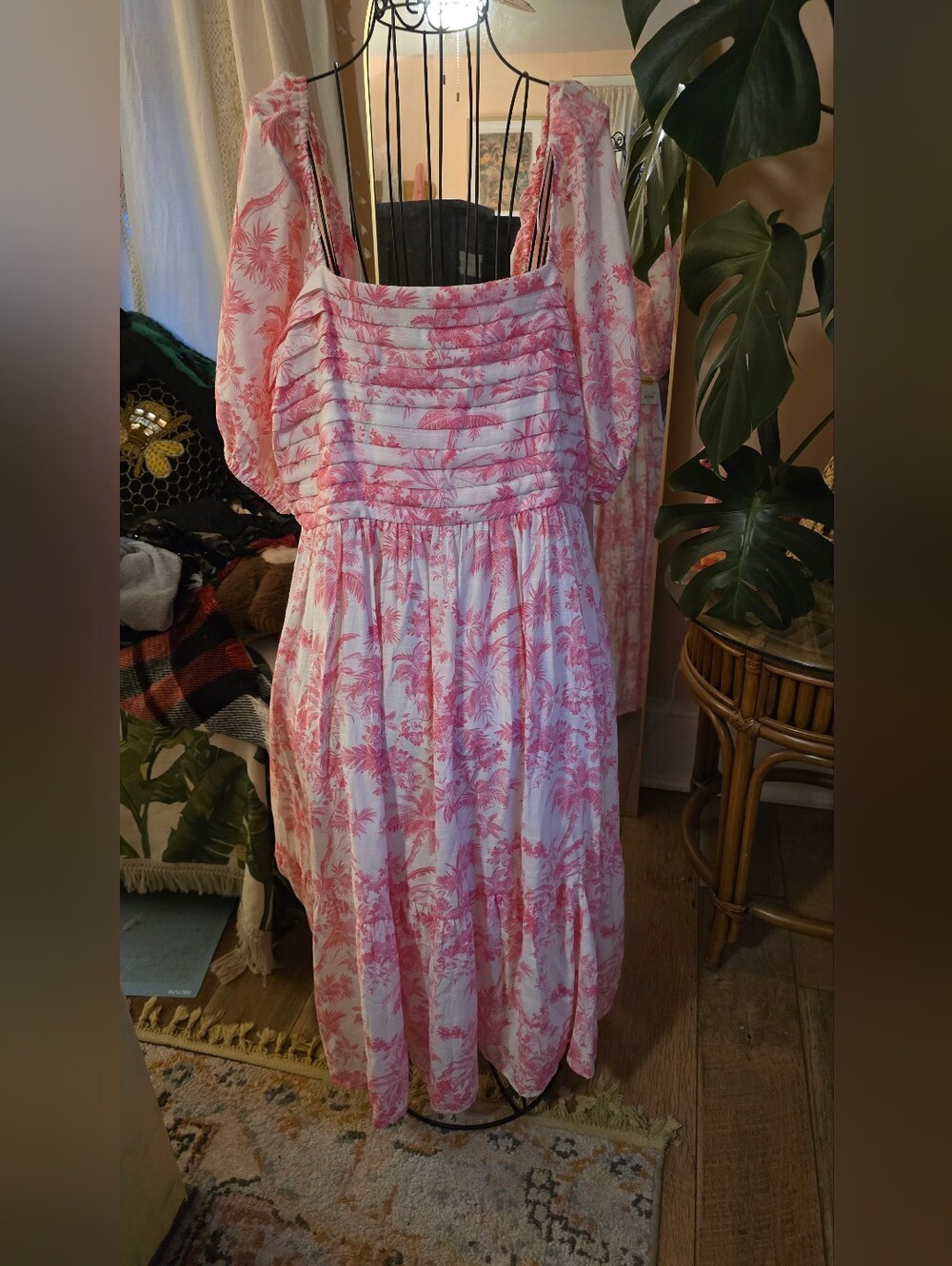 NWT LC Lauren Conrad Pink Palm Tropical Toile Pleated Smocked Midi Dress L